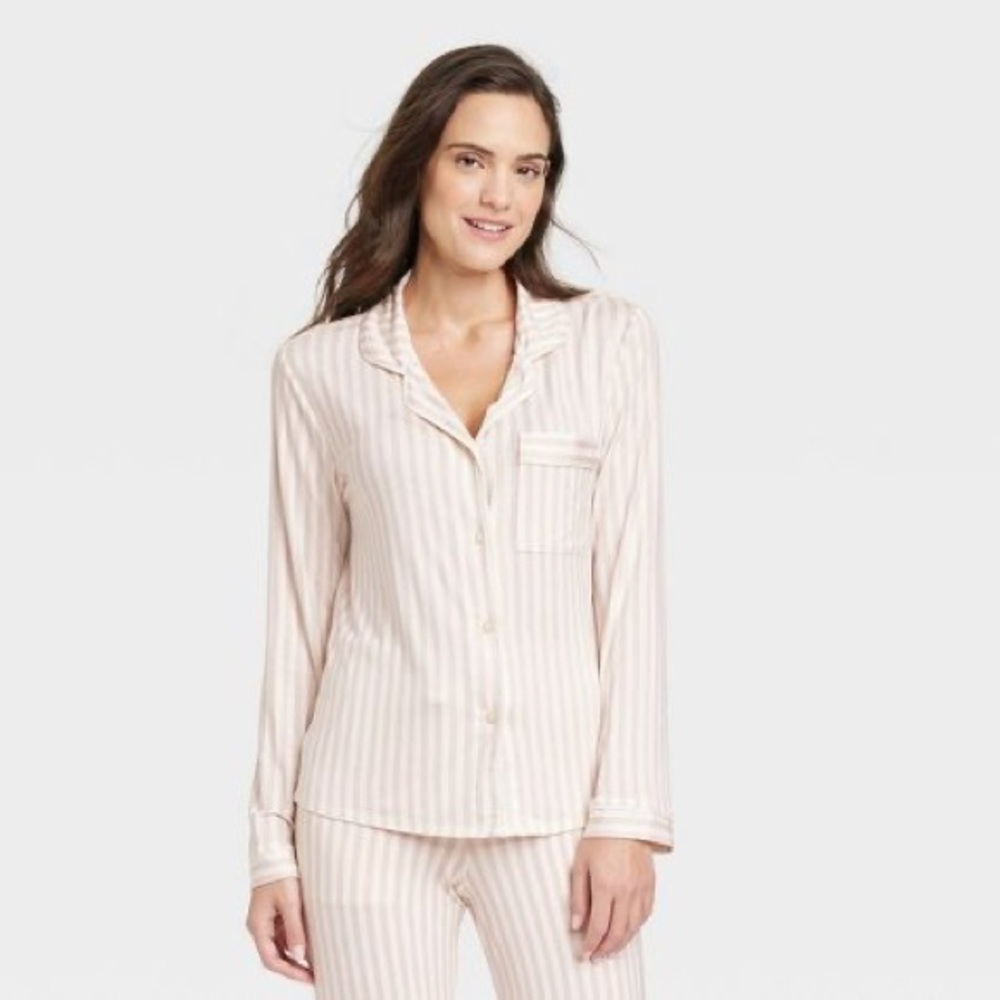 NWT Soft Long Sleeve Notch Collar Top and Pants Pajama PJ Set - Stars Above - Picture 3 of 6